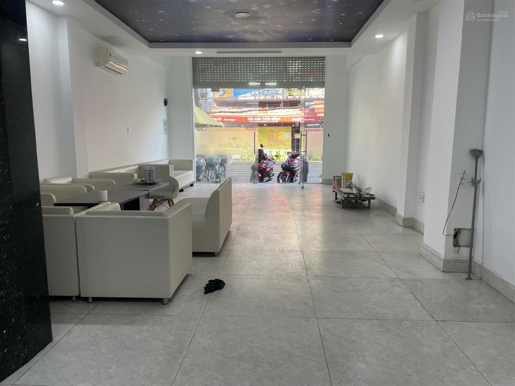 Cho thuê nhà mặt tiền trần thị nghỉ kdc cityland chỉ 45tr có thang máy
