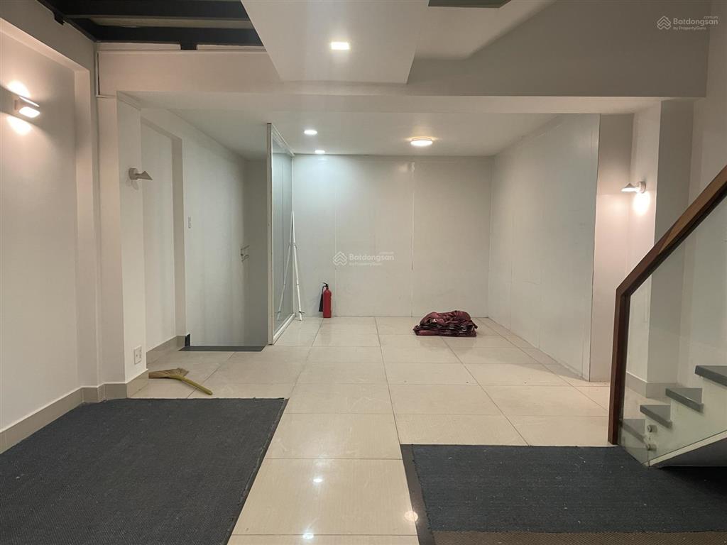 Cho thuê nhà mặt tiền trần thị nghỉ kdc cityland chỉ 45tr có thang máy