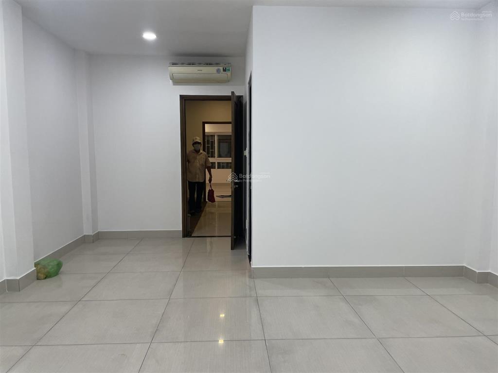 Cho thuê nhà mặt tiền trần thị nghỉ kdc cityland chỉ 45tr có thang máy