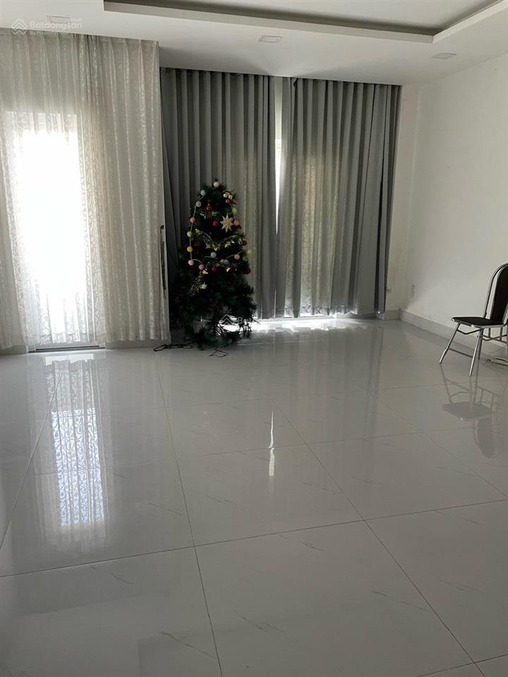 Cho thuê nhà cityland gò vấp, có thang máy, máy lạnh, dt 5x20m, 4 lầu 40tr/th