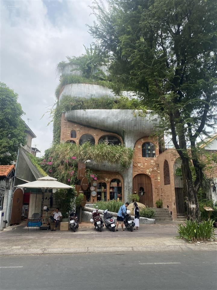 Khan hiếm! tòa building 8 tầng  mt lê thánh tôn p. bn q1  6x28m  hdt 300tr/t  giá chỉ 100 tỷ