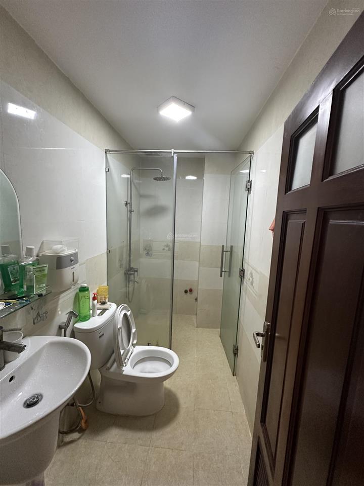 Siêu phẩm nhà 3 lầu full nội thất, 4x20m nở hậu, hẻm rộng 7m, gần văn cao, bình tân