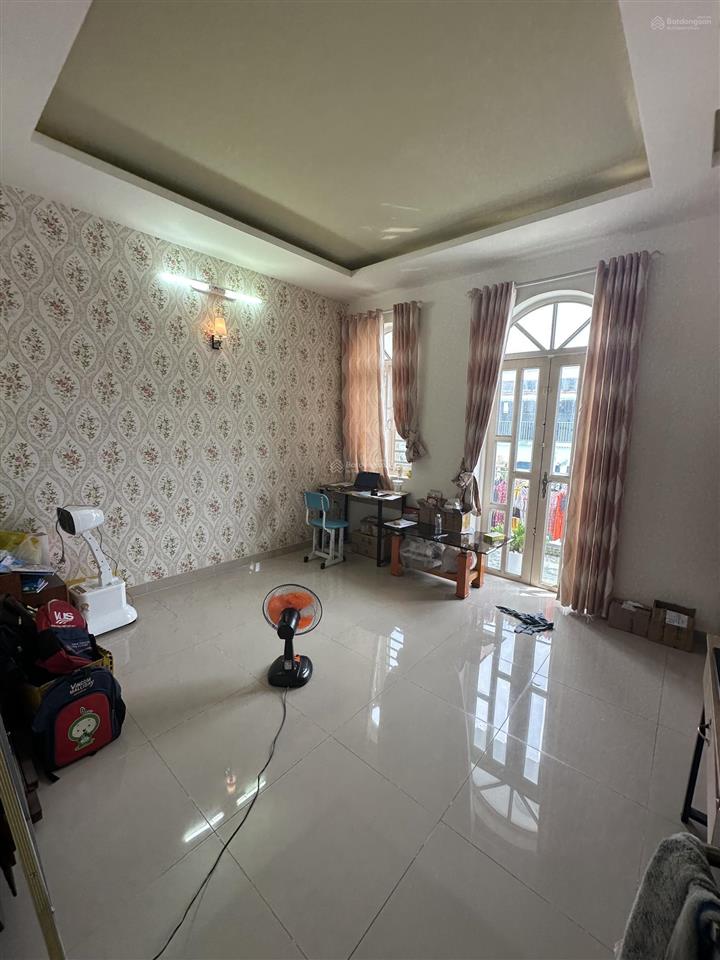 Siêu phẩm nhà 3 lầu full nội thất, 4x20m nở hậu, hẻm rộng 7m, gần văn cao, bình tân