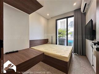 Cho thuê phòng có ban công có nội thất lâm sơn, tân bình gần bệnh viện và trường đại học