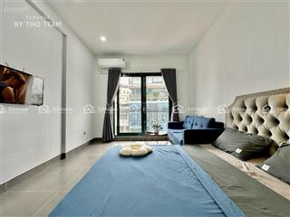 Cho thuê căn hộ 1 phòng ngủ ban công máy giặt riêng full nội thất ngô gia tự quận 5