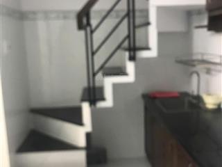Bán nhà trung tâm q10bv 115vạn hạnh mall 1 trệt 1 lửng 1 lầu 2,6tỷ