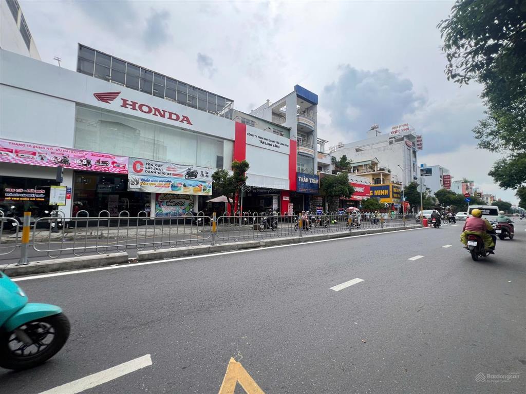 Duy nhất, ngang 15x80m số 11 hà huy giáp, thạnh lộc, q12, cn 1,214m2, 2 tầng