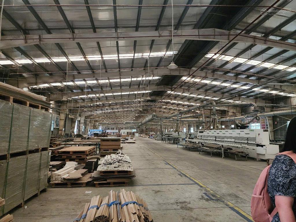 Xưởng 9880m2 chỉ 97 tỷ nguyễn hữu trí, bến lức, long an 52x200m, có hđt 500 triệu/tháng