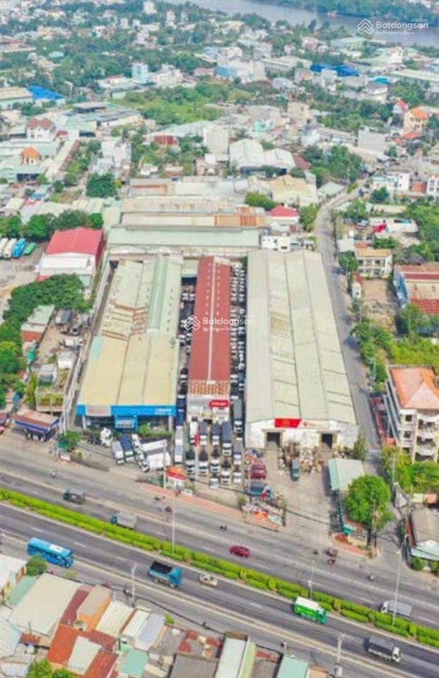 65x250m mặt tiền quốc lộ 1a, tt bến lức, long an, cn 16,000m2 giá 7.99 triệu/m2