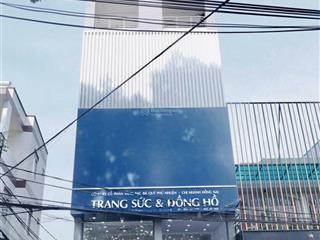 Cho thuê tòa nhà 1500m2 sàn có thang máy đường phạm văn thuận