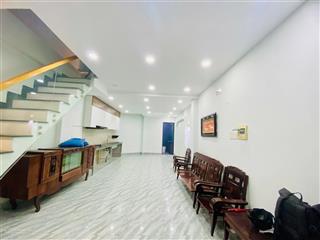 Nhà 1 trệt 1 lầu gần ngay coopmart phường thống nhất chỉ 2 tỷ 400tr