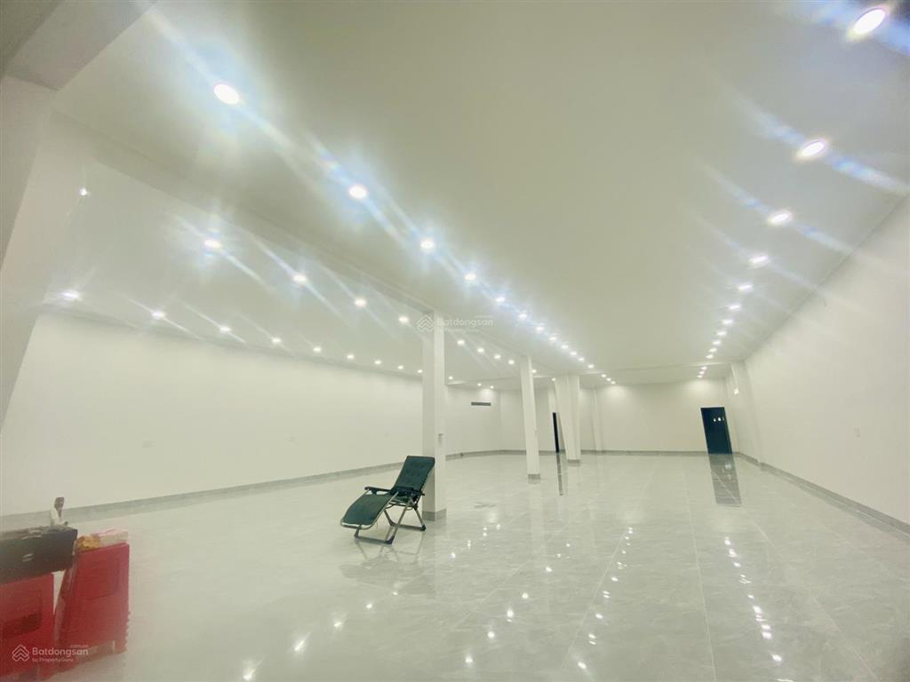 Cho thuê 500m2 mặt tiền trung tâm biên hòa mới hoàn thiện, giá thuê 80 triệu/tháng