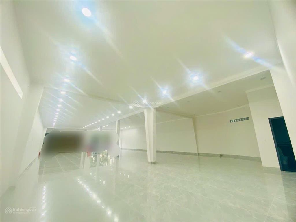 Cho thuê 500m2 mặt tiền trung tâm biên hòa mới hoàn thiện, giá thuê 80 triệu/tháng