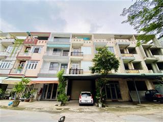 Bán căn nhà phố 1 trệt 3 lầu kdc tân hoà hoàn thiện đẹp chỉ 5,5 tỷ