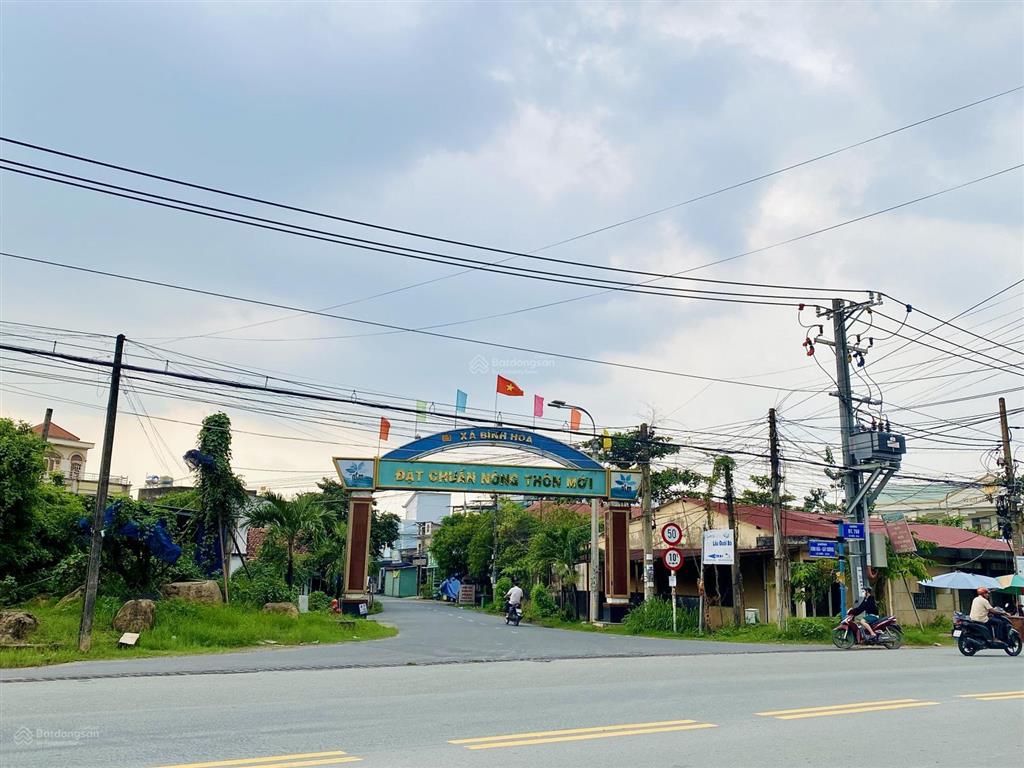 Bán lô đất ngang 7 mét full thổ cư xã bình hòa chỉ 1 tỷ 500tr