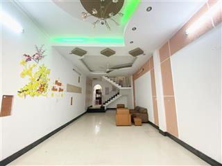 Bán căn nhà 1 trệt 2 lầu gần ngay chợ bửu long chỉ 4 tỷ 600tr