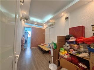 Cực hiếm, lạc long quân, 34m2, 4 ngủ, lô góc, ngõ 3 gác thông, dân xây đẹp, gần ô tô, sổ chính chủ