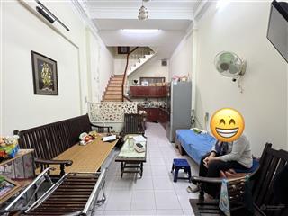 Pháo đài láng, 38m2, 3ngủ, ô tô đỗ cửa, 15m ra phố, hai mặt ngõ thoáng, sổ vuông, nhà dân xây đẹp