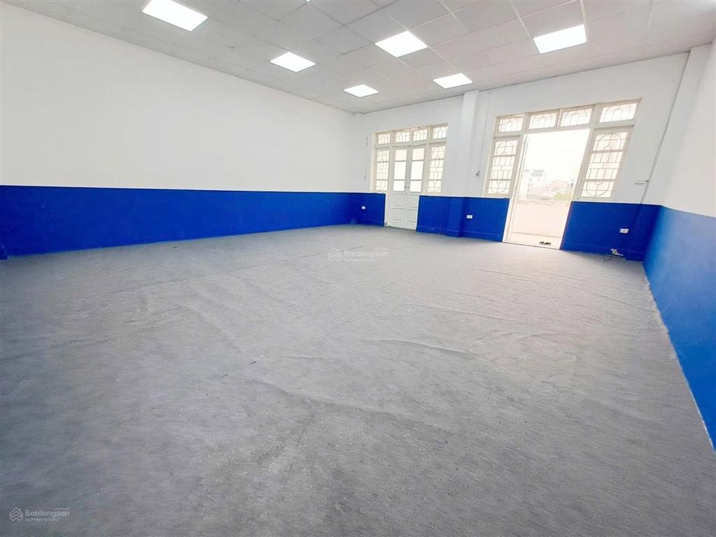Cho thuê văn phòng 35m2, 4,1 triệu/th tại giải phóng, giáp bát, hoàng mai, hà nội
