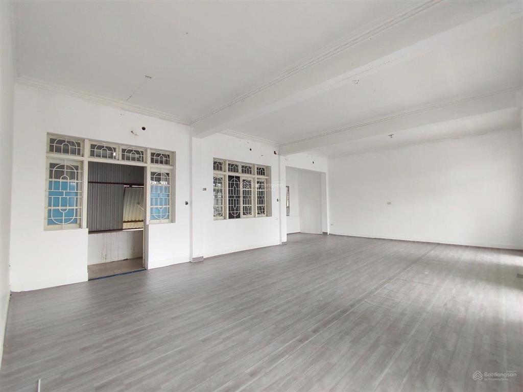 Cho thuê văn phòng 35m2, 4,1 triệu/th tại giải phóng, giáp bát, hoàng mai, hà nội