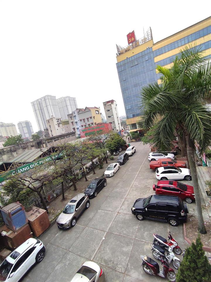 Cho thuê văn phòng 35m2, 4,1 triệu/th tại giải phóng, giáp bát, hoàng mai, hà nội