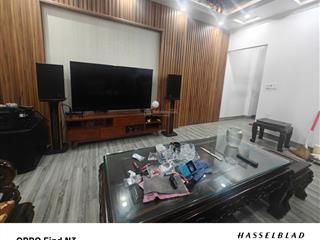 Bán nhà mặt đường chợ hàng, vị trí đẹp. nhà chỉ về ở luôn. rất gần đường hồ sen