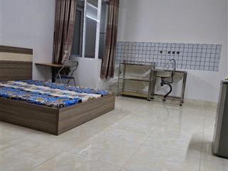 Phòng trọ rộng 30m2, full nội thất đường trần quang diệu gần bờ kè hoàng sa