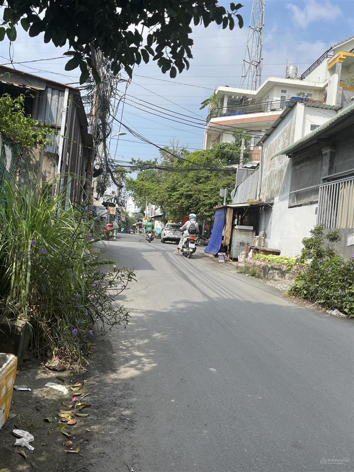 Nhà tăng nhơn phú b90m2chỉ 6.4tỷ hxh thông  góc 2 mt  ngang 6.4m