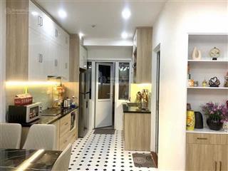 Chính chủ bán căn 2pn1vs. 74,5m2 tầng trung. full nội thất. cửa nam ban công đông.