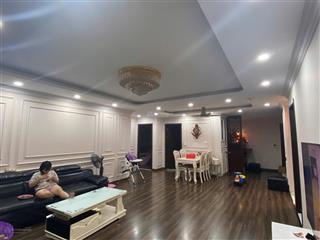 Chính chủ bán căn penhouse 165,6m2. 4pn2vs. cửa tn ban công đb full nội thất, ảnh thật.