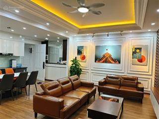 Chính chủ bán căn 108.4m2. tầng trung. 3pn  2vs full nội thất cực đẹp. ban công tb