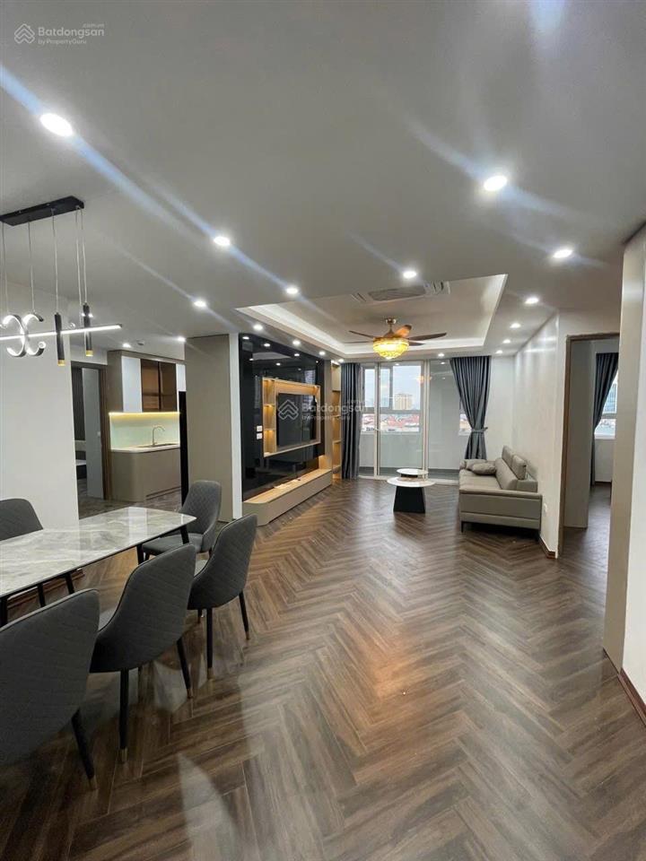 (gia that)chính chủ bán căn 108m2. tầng thấp. 3pn2vs full nội thất. cửa tb ban công đn. (ảnh thật)