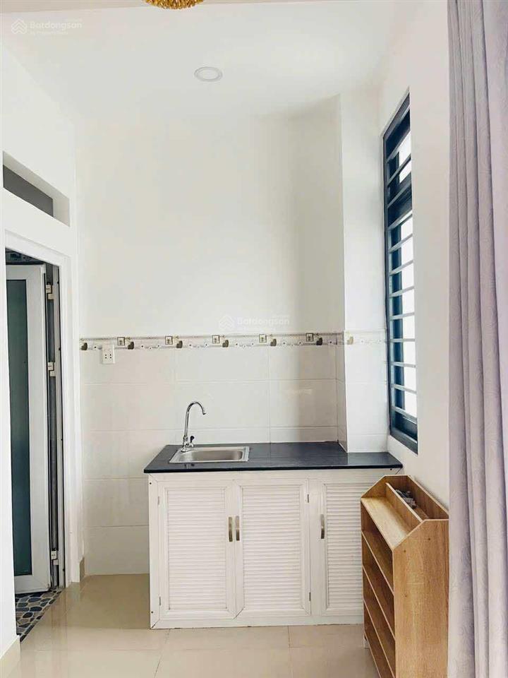 Bán nhà 1 trệt 5 lầu  16 chdv + 1 mặt bằng kinh doanh  có thang máy, full nội thất