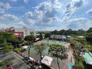 Bán biệt thự góc 2 mặt tiền đối diện công viên của chợ hạnh thông tây quận gò vấp