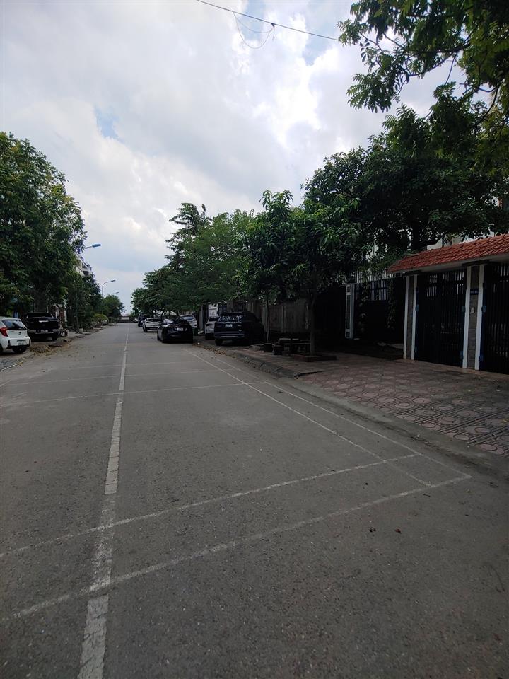 BÁN LIỀN KỀ TÂN TÂY ĐÔ GIÁ ĐẦU TƯ  (sdt liên hệ: 0915458886)