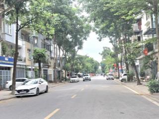 Bán nhà biệt thự 240m2, mt 12m kđt văn phú, ngay vành đai 3.5, giá đầu tư, ở thích, kd đỉnh cao