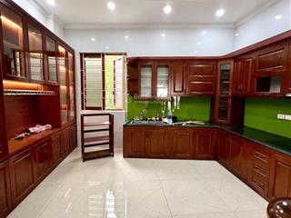 Bán nhà văn phú 72m2, mặt tiền 5m, vỉa hè mặt đường 24m, kinh doanh