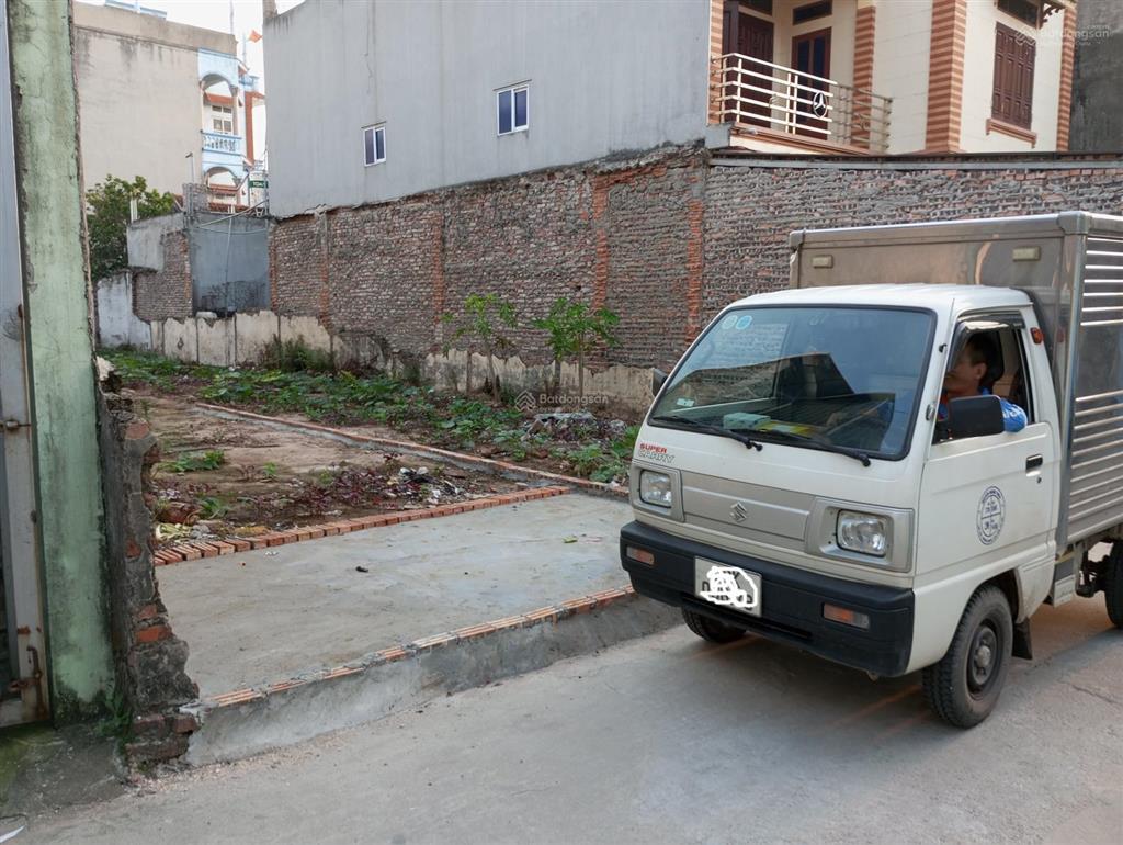 Bấn đất ngay trục chính kim hồ, lệ chi, gia lâm diện tích 130m còn xa đến 5 tỷ!