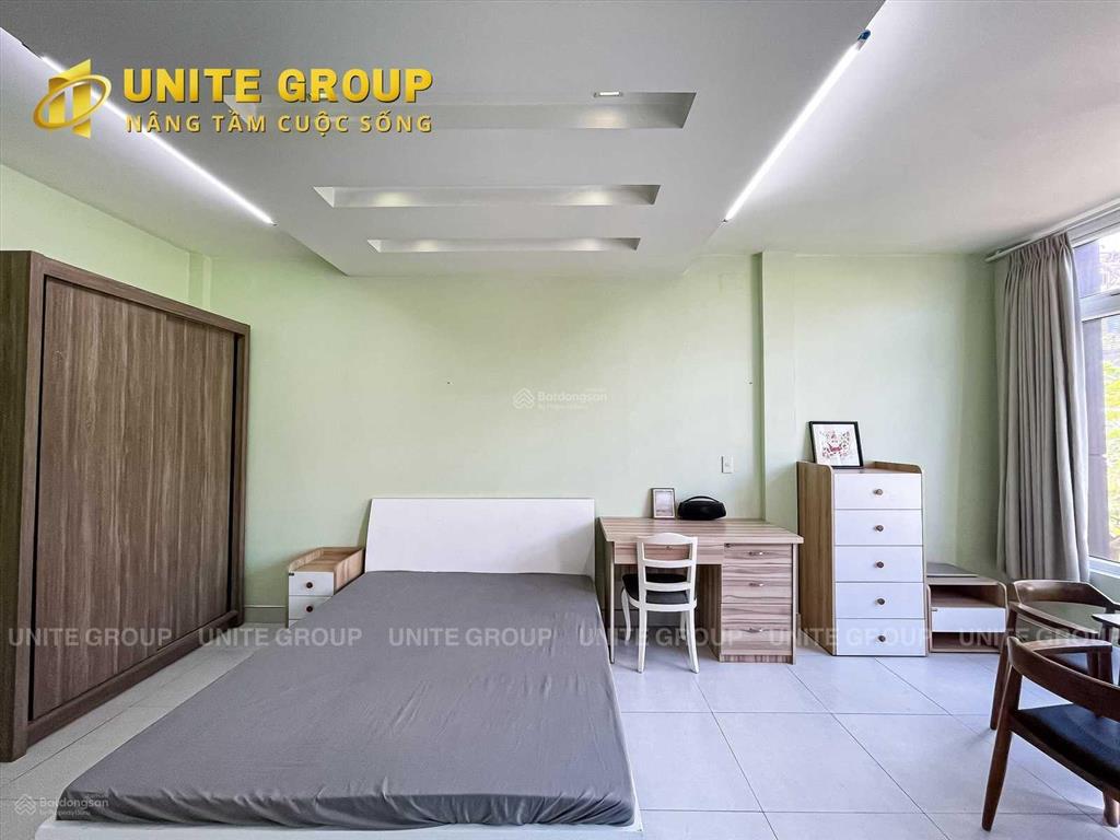 Cho thuê phòng 35m2 ban công thoáng mát ngay học viện cán bộ đường chu văn an ngay ngã tư hàng xanh