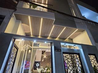 Chú mở xưởng bán nhà cô giang, p2, q. phú nhuận. dt 86m2, cho thuê 32 tr/th. sổ riêng