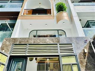 Săn hàng ngộp th này nhà trần ngọc lê, p. định hòa tp. thủ dầu một,tphcm,giá 3 tỷ2 dt99m2. sổ riêng