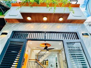 Chính chủ bán gấp trường sa, p12, q3 dt 63m2 hẻm ô tô, đang có hđ thuê 26 tr/th sổ hồng riêng