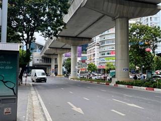 Bán nhà phố cầu giấy, dt 145m2 mt 7.4m, khu phân lô, ngõ ô tô, gara, ở yên tĩnh, 40.5 tỷ