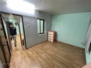 Nhà nguyên bản! giá rẻ! chỉ 2.5 tỷ căn hộ tập thể phương mai 2pn 1wc khép kín. sáng thoáng