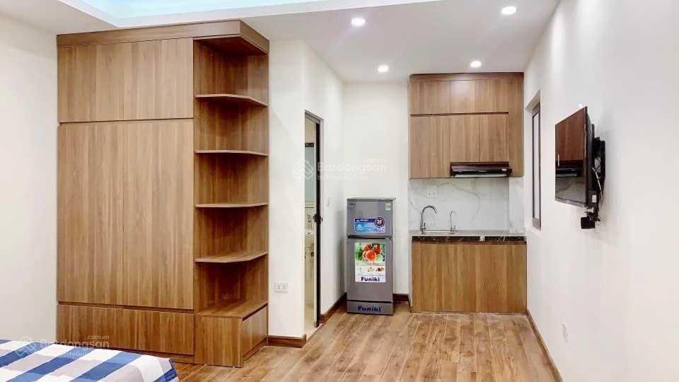 Phòng tại 44 trần thái tông, xuân thủy, cầu giấy, đã đầy đủ nội thất. chỉ cần mang quần áo vào ở.