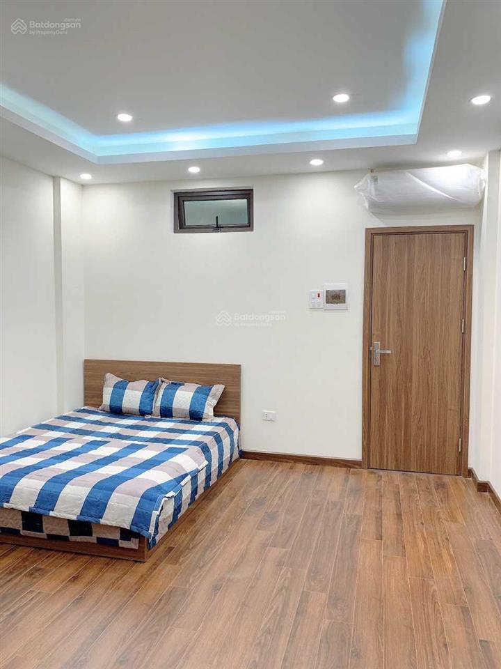 Phòng tại 44 trần thái tông, xuân thủy, cầu giấy, đã đầy đủ nội thất. chỉ cần mang quần áo vào ở.