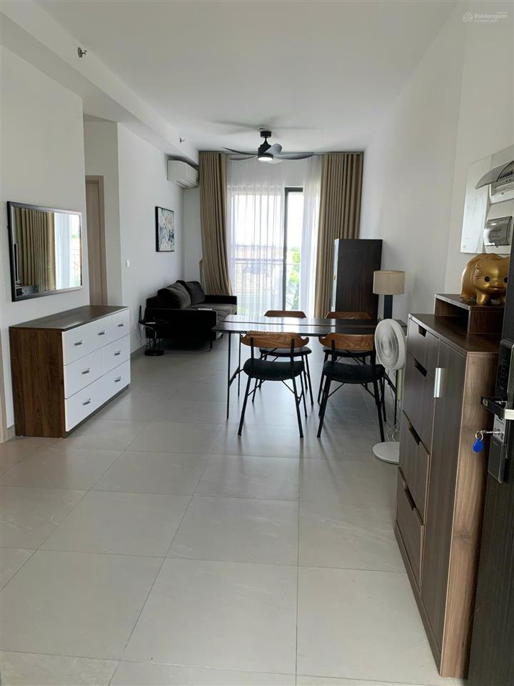 Bán cc hưng phúc premier, 79m2pn2wc đầy đủ nội thất, view biệt thự thoáng mát, xem nhà 24/7.