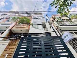 Bán chdv quận 1, dòng tiền 700tr/năm, 7 phòng cao cấp có thang máy