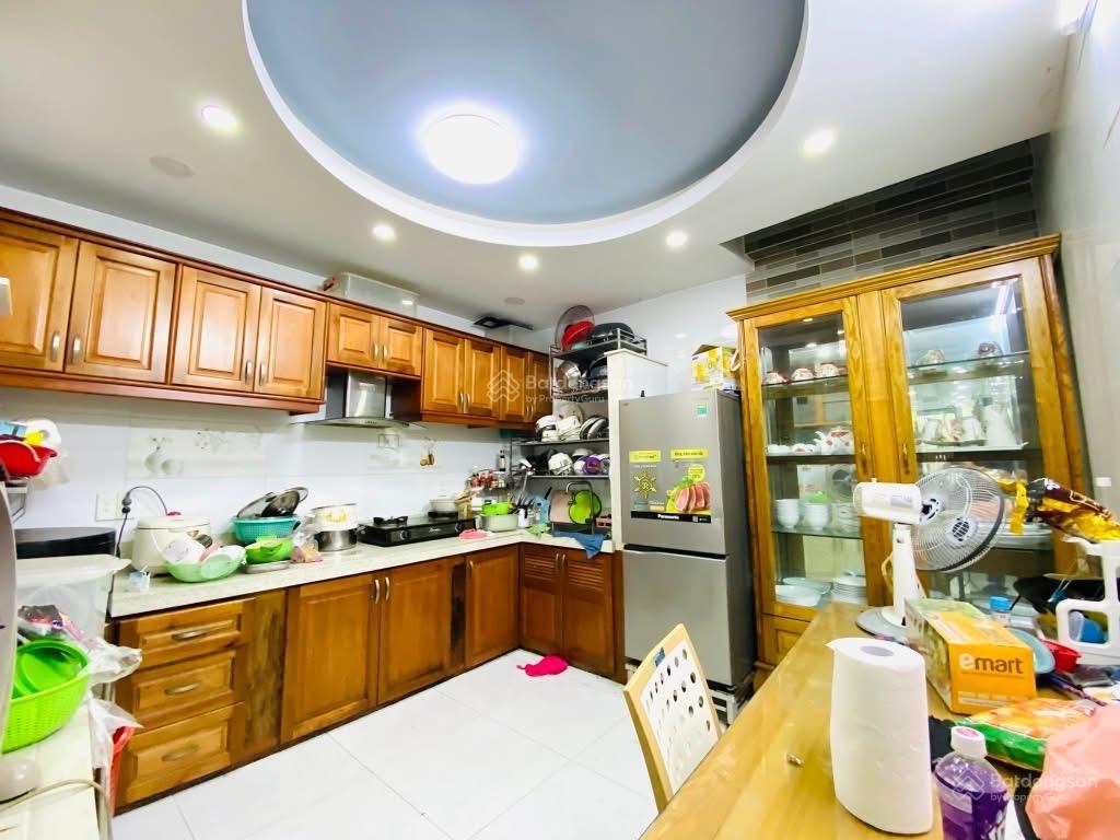 Bình thạnh, 48.9m2  hẻm xe hơi, trệt, 2 lầu, 4 phòng  khu cao tầng đồng bộ, dân trí tốt