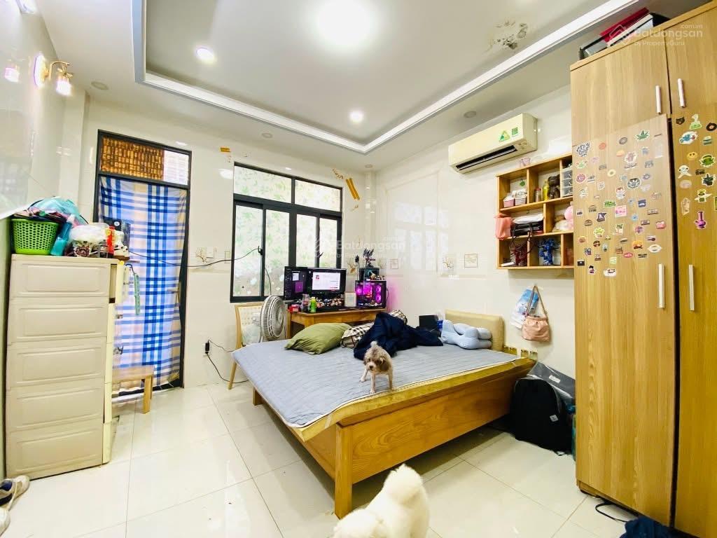 Bình thạnh, 48.9m2  hẻm xe hơi, trệt, 2 lầu, 4 phòng  khu cao tầng đồng bộ, dân trí tốt